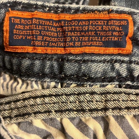 Rock Revival Women's Debbie Straight Embellishdd Jeans Sz 25 - Picture 10 of 15